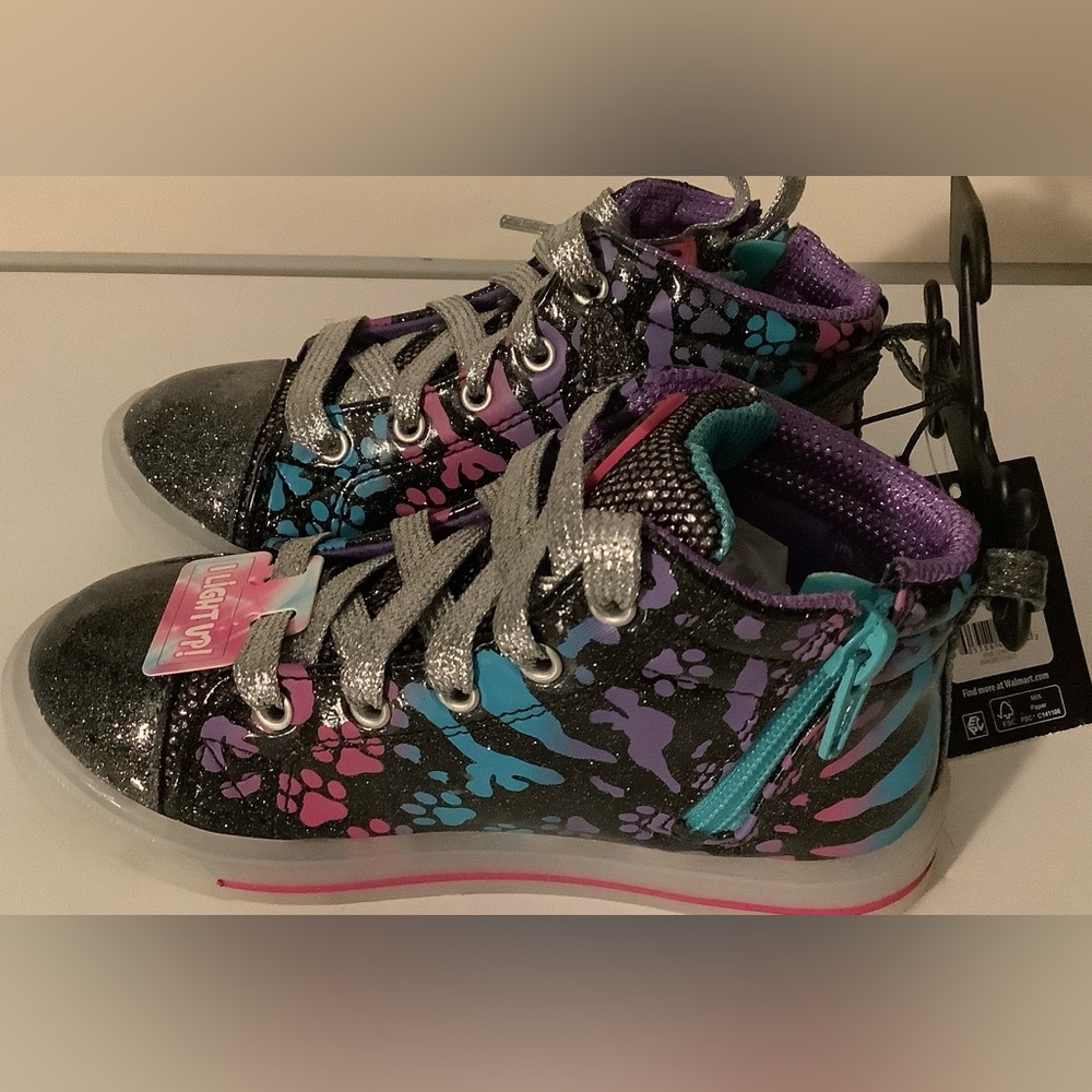 Little Girls Colorful High-Top Sneakers with Glitter Accents